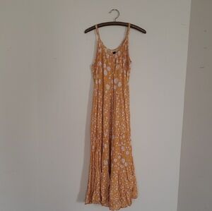 Universal Thread Floral Mustard Maxi Dress